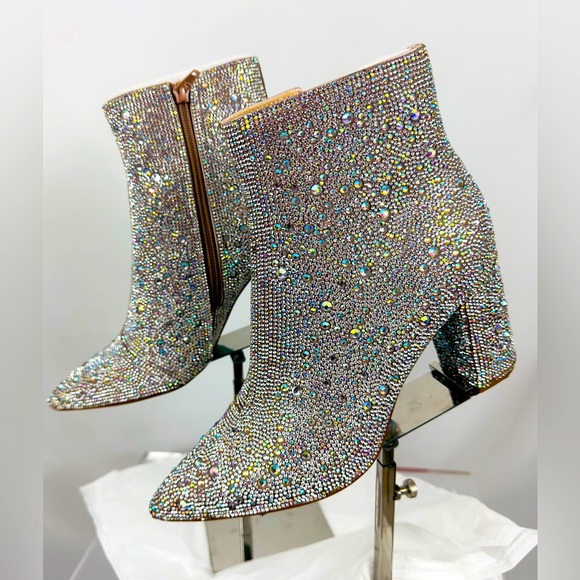 Betsey Johnson Women's Cady Evening Booties Encrusted Sparkling Rhinesto… - Picture 7 of 12